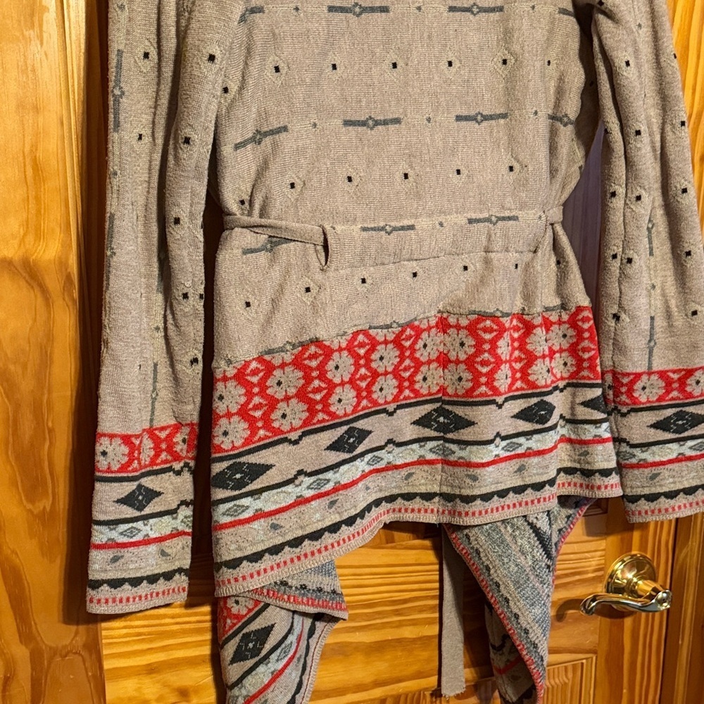 Freeway Tan and Red Patterned Cardigan - Picture 9 of 11